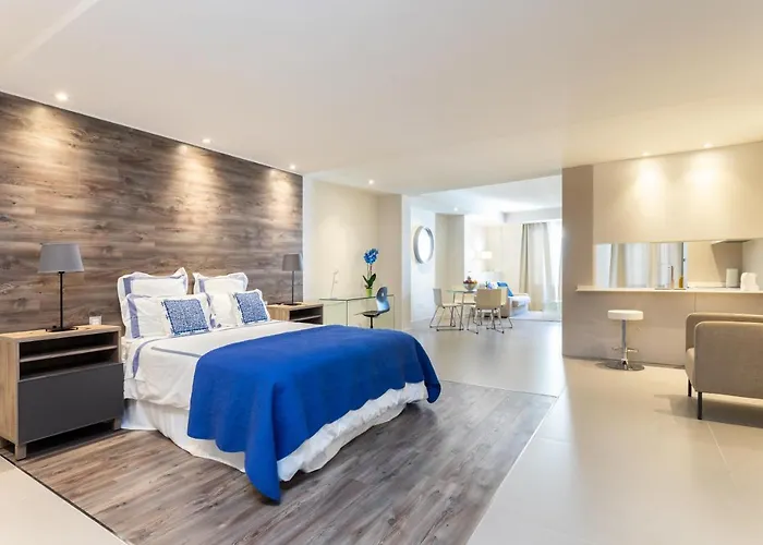 Rooms & Suites Loft 2H Deluxe Edition Arrecife